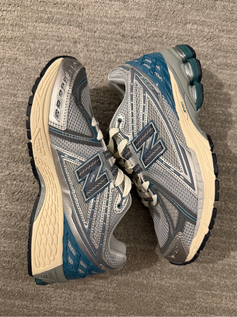 New Balance 1906R silver metallic terrarium NEVER USED